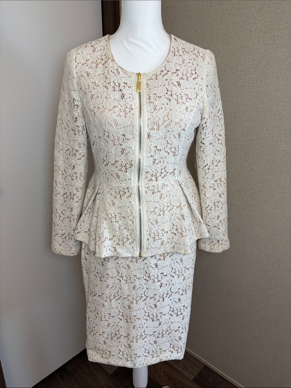 Midnight Velvet Ivory Lace Peplum Skirt Suit Set Sz 8 Elegant Formal Bridal